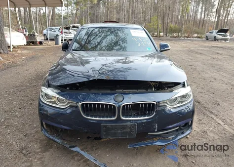 2017 BMW 330I xDrive z USA, uszkodzony, nr VIN WBA8D9G59HNU60623